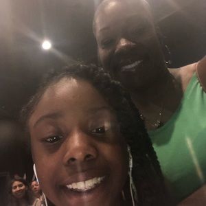 Meet your Posher, Laticia